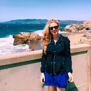 Meet your Posher, Jenny